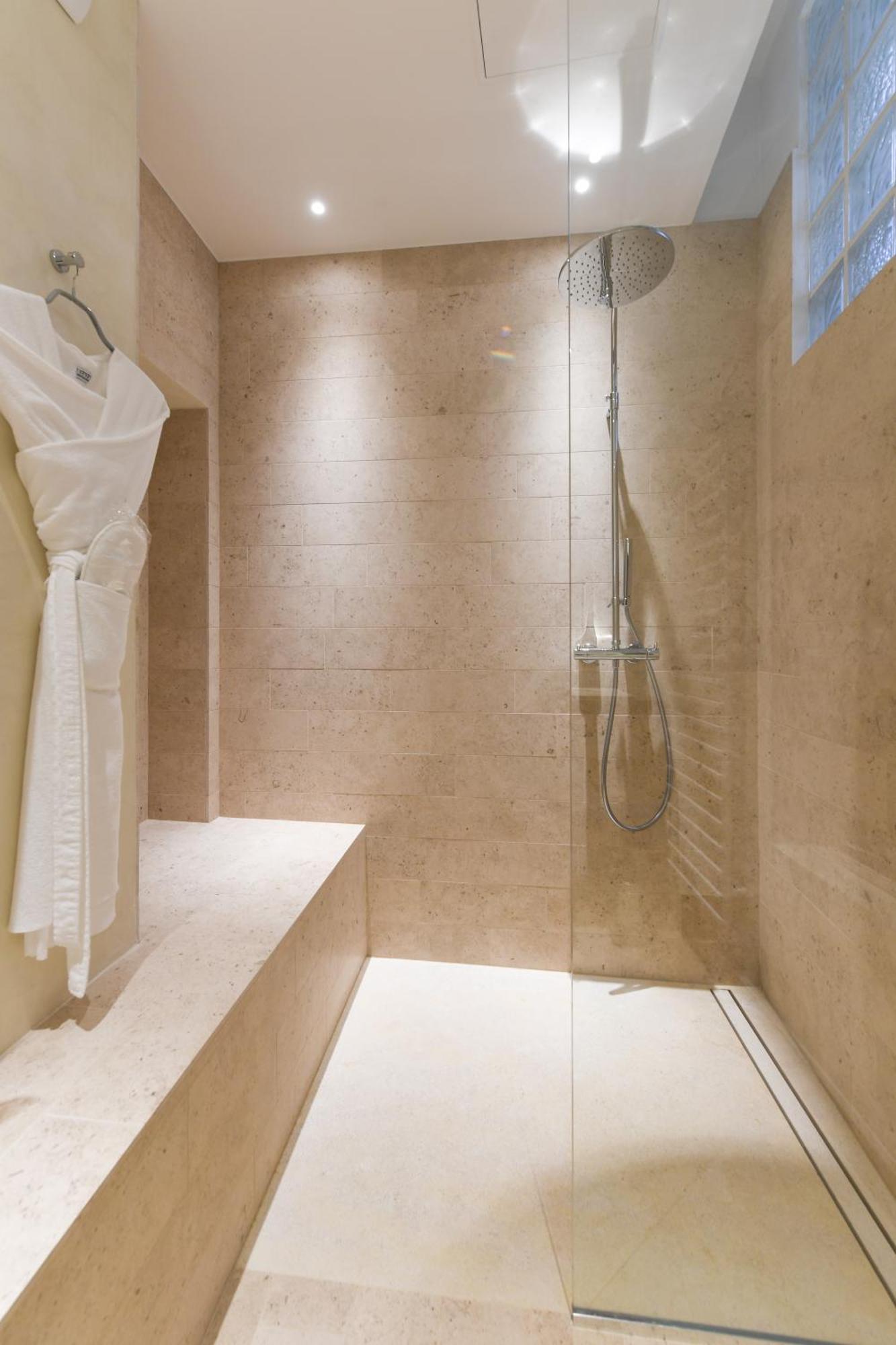 Hotel Le Petit - Passedat 5*